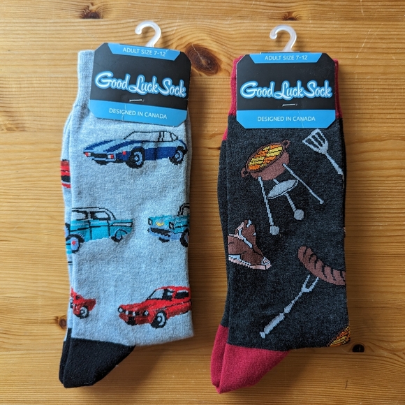 Gift Lot - Toques & Socks - Cozy - New With Tags - Picture 7 of 8